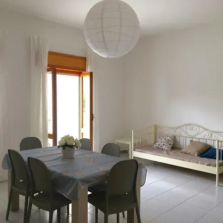 Apartment Victoria 150mt From *